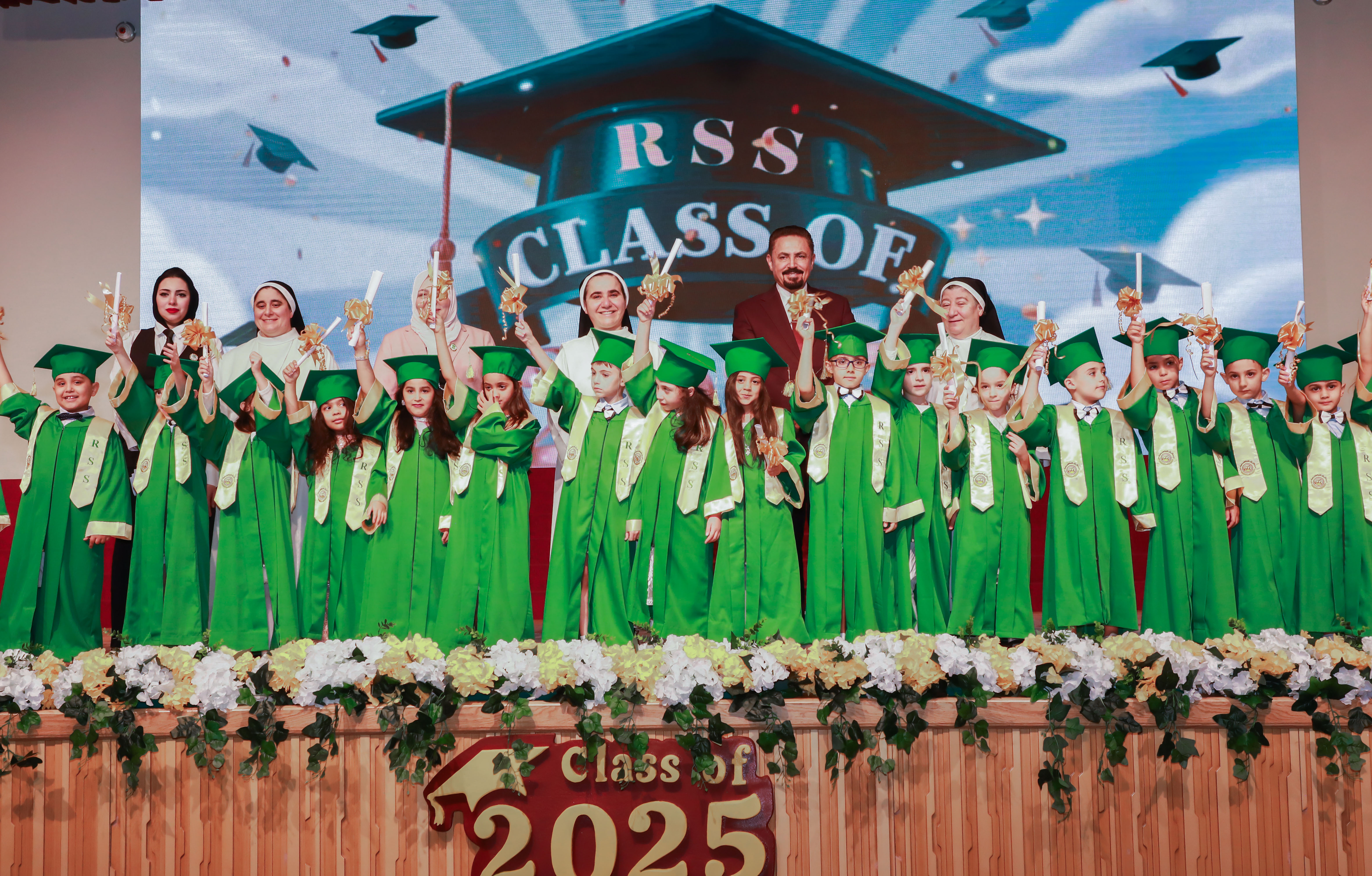 حفل تخريج الروضة 2025
