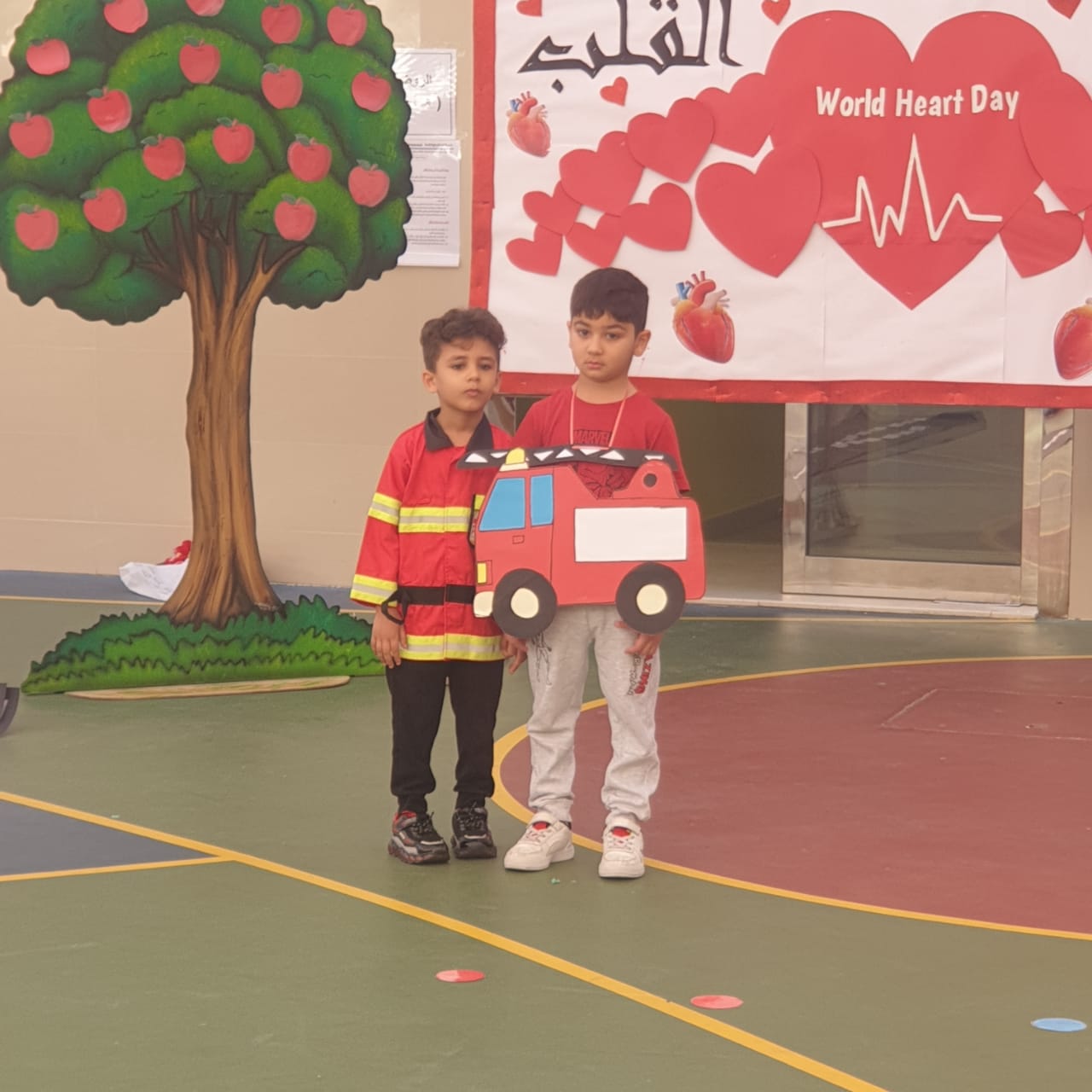 يوم اللون الاحمر 