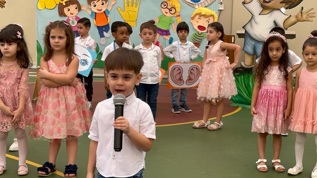 اذاعة مدرسية ( الحواس الخمس )