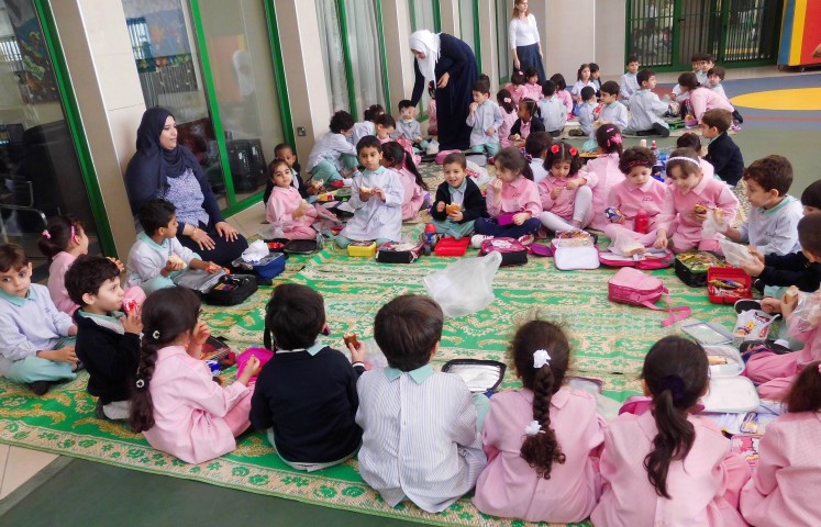 ألبوم أنشطة الروضة 2013-2014