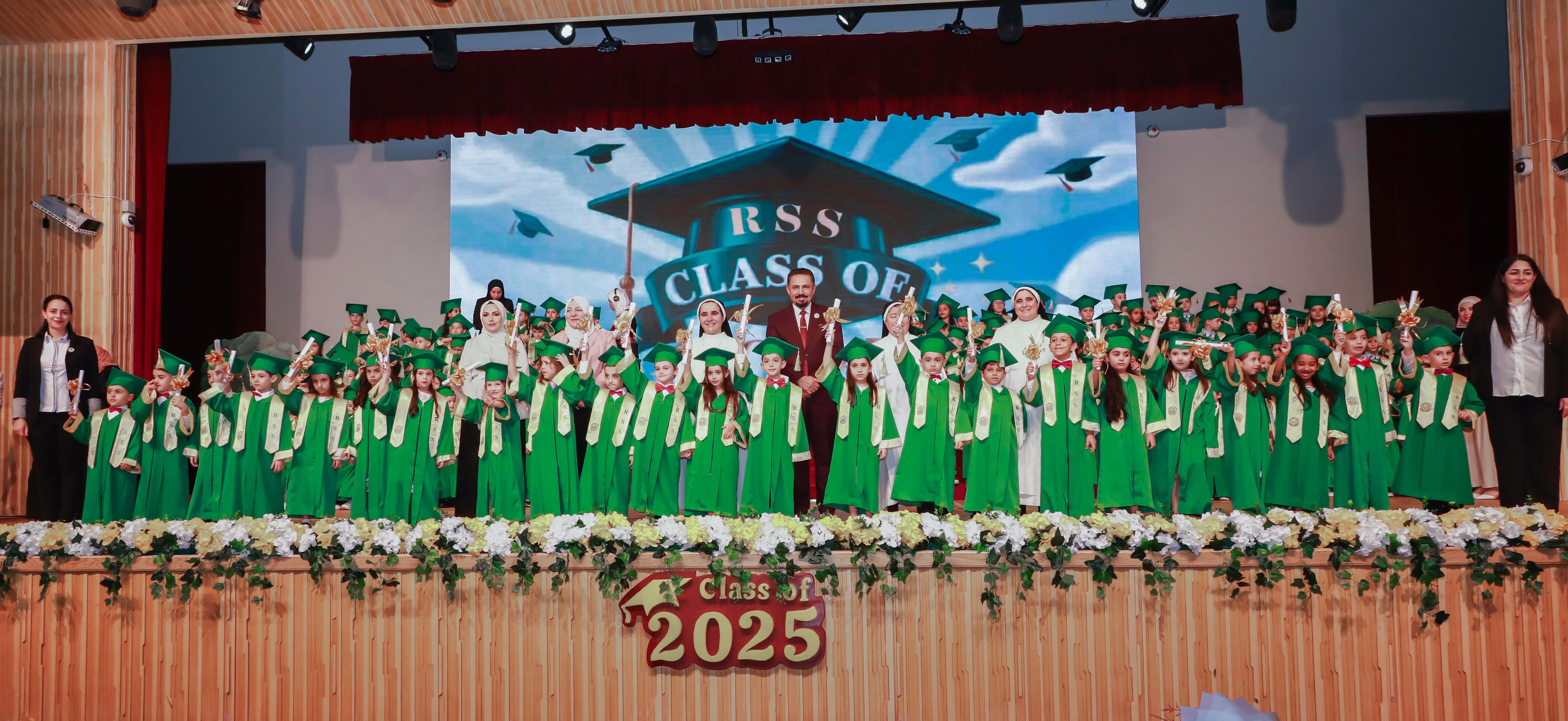 حفل تخريج الروضة 2025