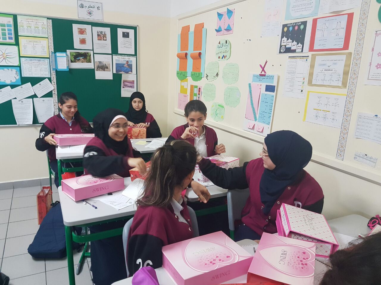 تكريم الكادر المدرسي والطلبة