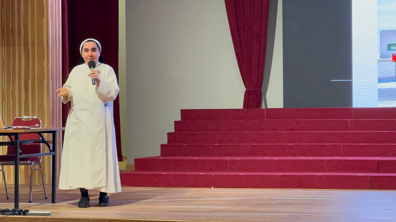 فن التعامل مع الطفل والمراهق