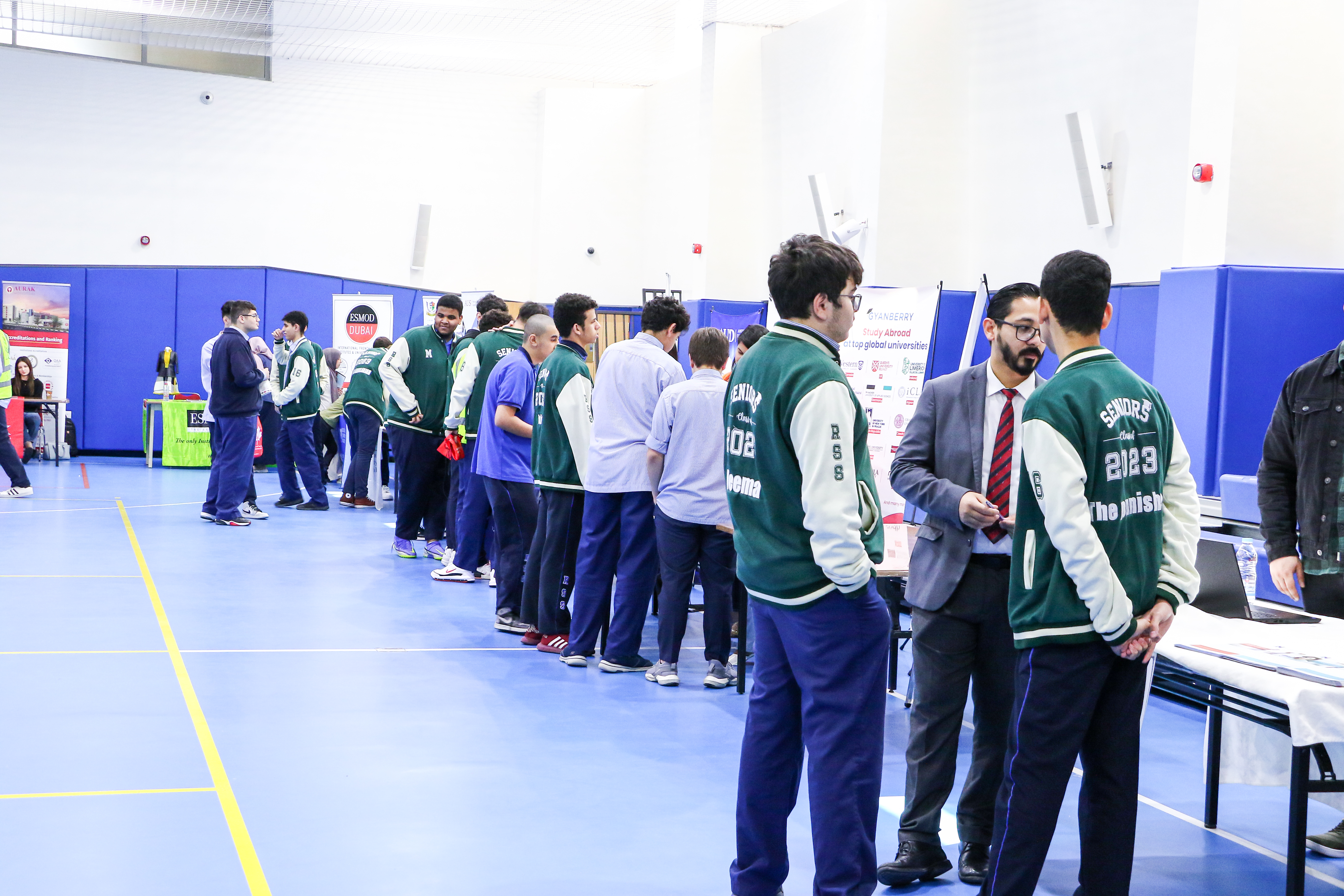 معرض الجامعات 2023-2024