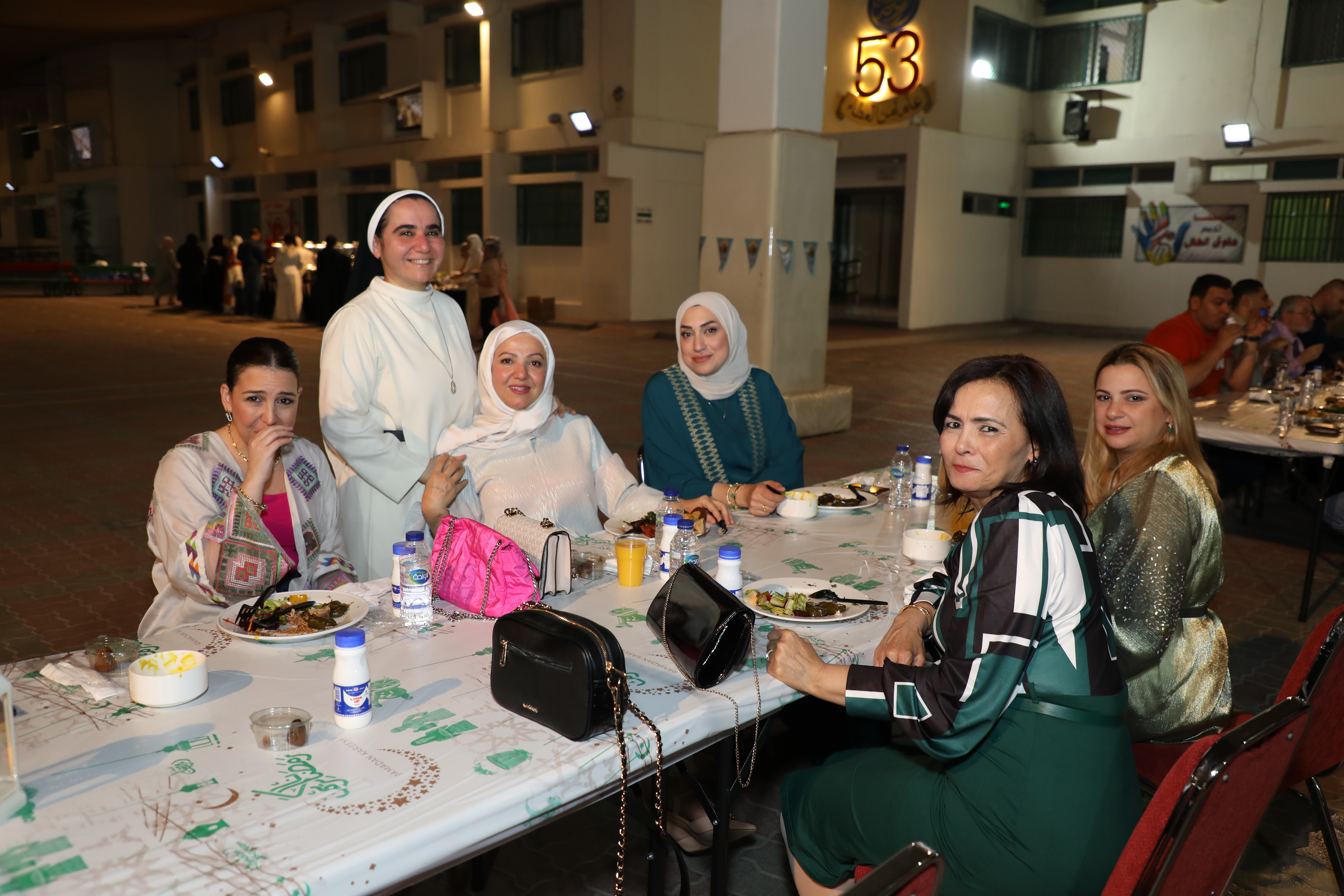 افطار رمضان لاسرة المدرسة