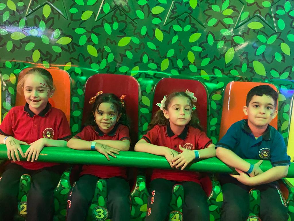رحلة الروضة الثانية إلى ( ADVENTURELAND )