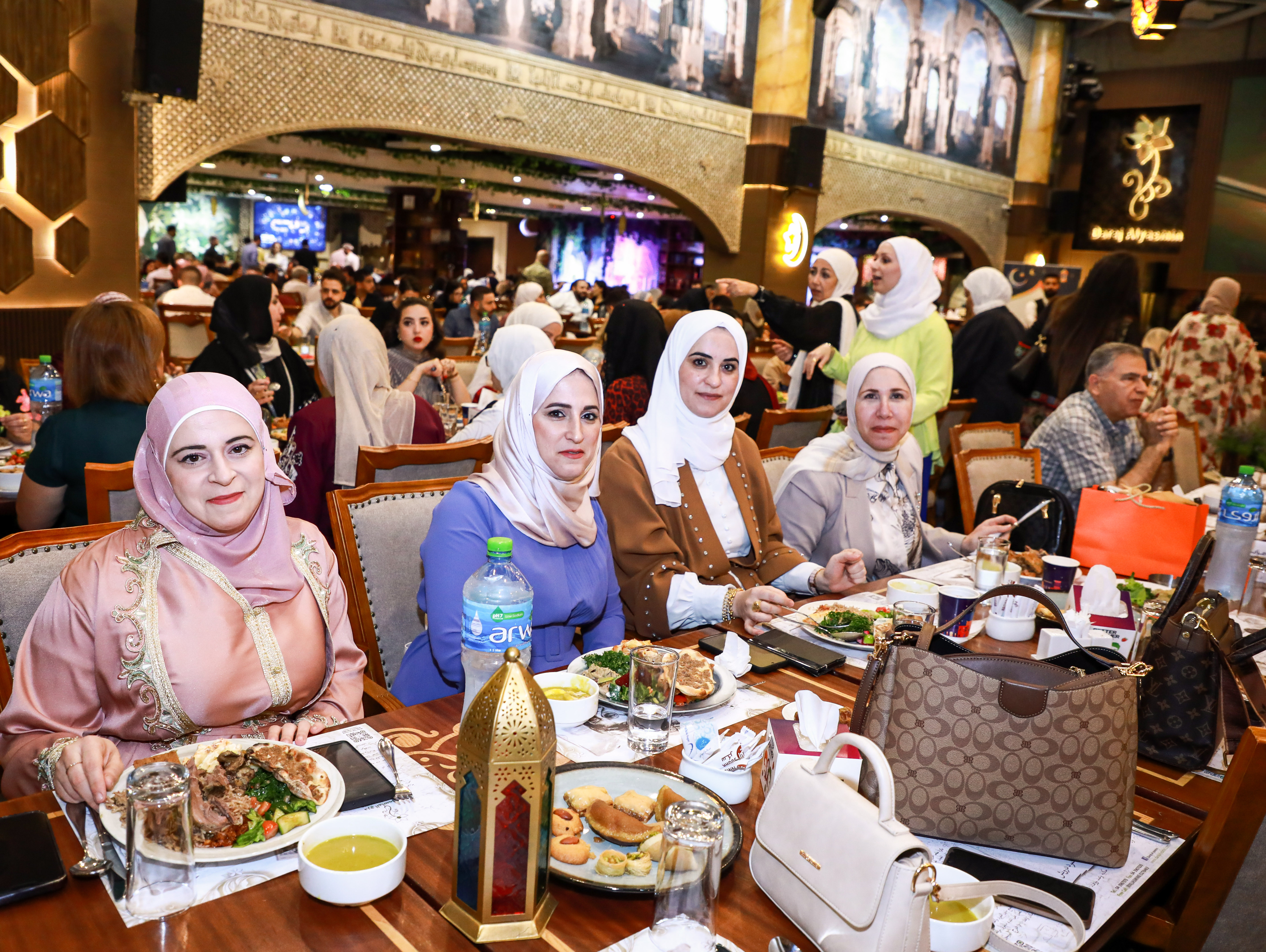 افطار رمضان للكادر