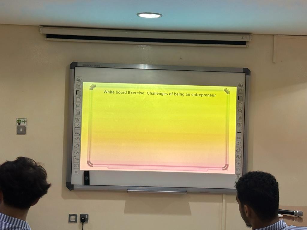 مؤسسة انجاز الأمارات