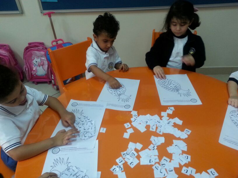 ألبوم أنشطة الروضة 2013-2014