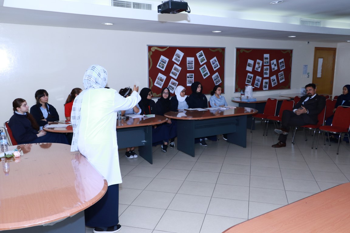 المنتدى العلمي الأول لمادة العلوم