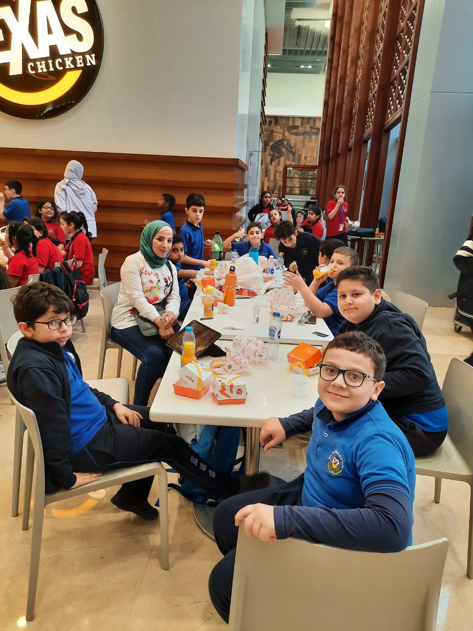 رحلة الصف الرابع الأساسي إلى ( KidZania)