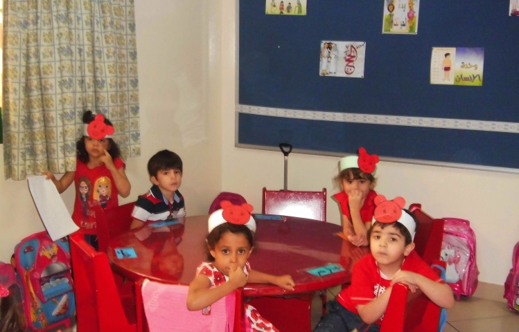 ألبوم أنشطة الروضة 2013-2014