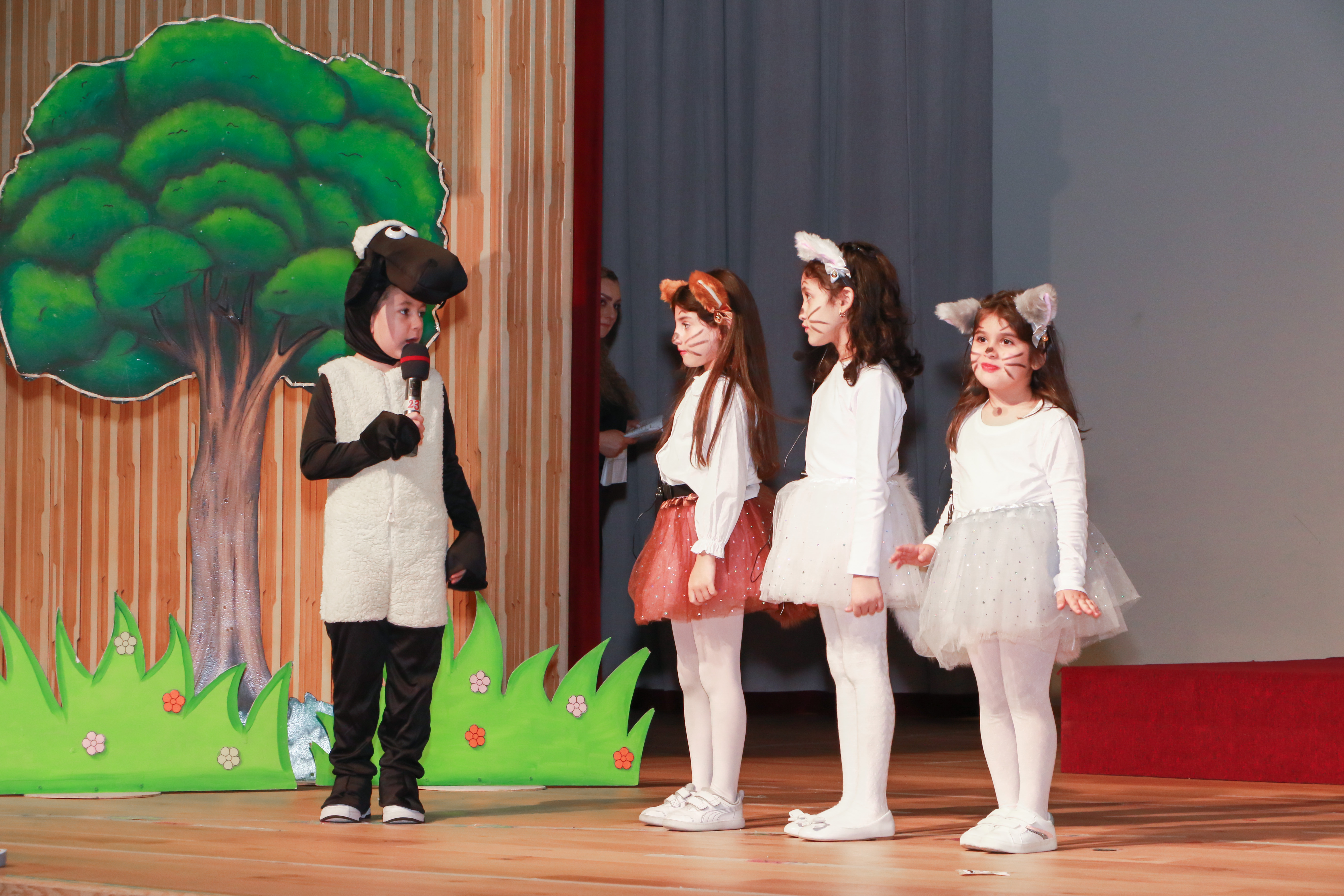 kindergarten English Hour