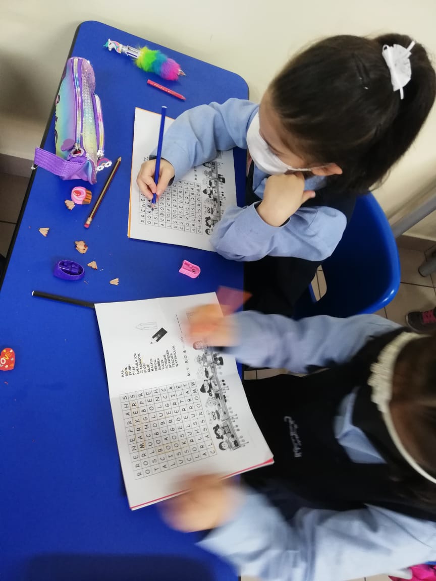 ذكريات اليوم الأول في المدرسة