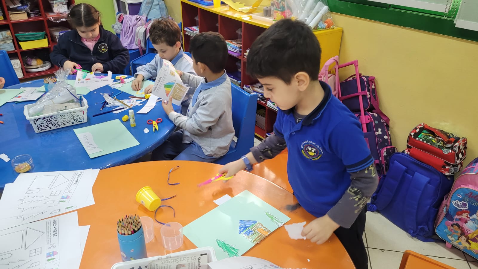 نادي المهارات الحياتية